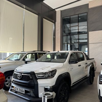 تویوتا هایلوکس Adventure V6 مدل 2025 - 9000 کیلومتر