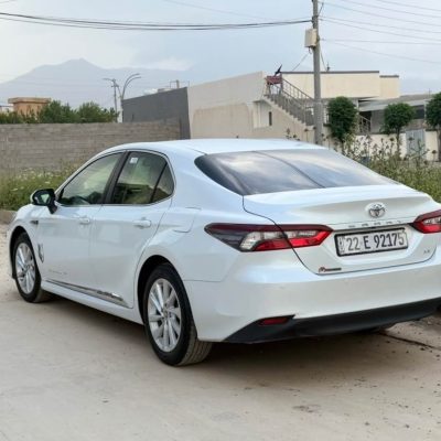 تویوتا کمری GL مدل 2024 - ۴۰۰۰۰ کیلومتر