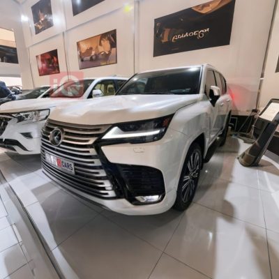 لکسوس LX600 پلاتینیوم 2024 با کارکرد 8000 کیلومتر | سیارفر