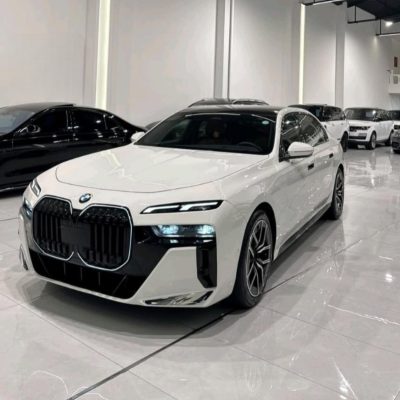 بی‌ام‌و 760i مدل 2024 موتور 4400 سی‌سی V8 تویین توربو | سیارفر